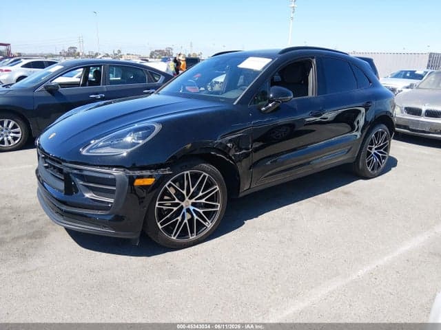 2023 PORSCHE MACAN T 2