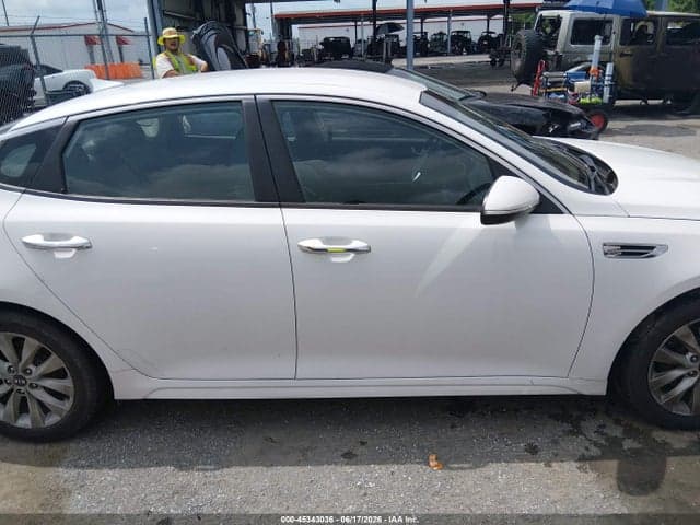 2018 KIA OPTIMA S 13