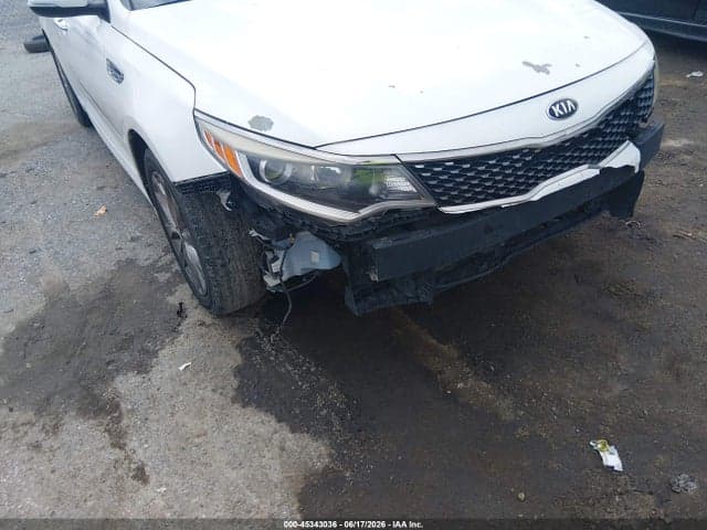 2018 KIA OPTIMA S 17