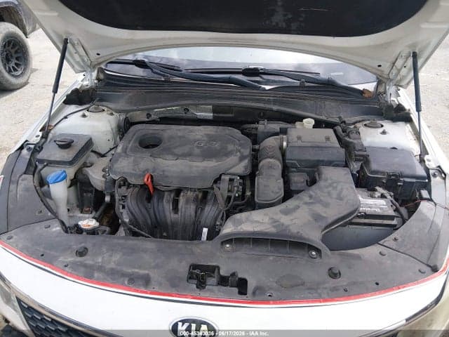 2018 KIA OPTIMA S 10
