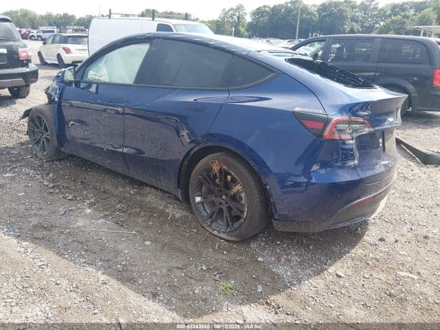 2021 TESLA MODEL Y LONG RANGE DUAL MOTOR ALL-WHEEL DRIVE 3
