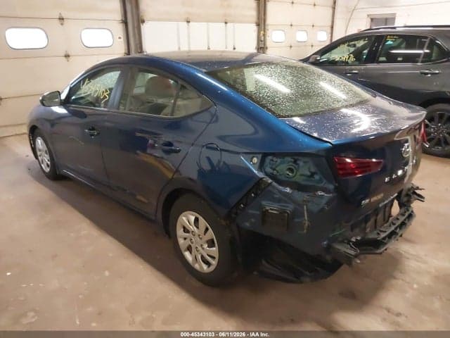 2019 HYUNDAI ELANTRA SE 3