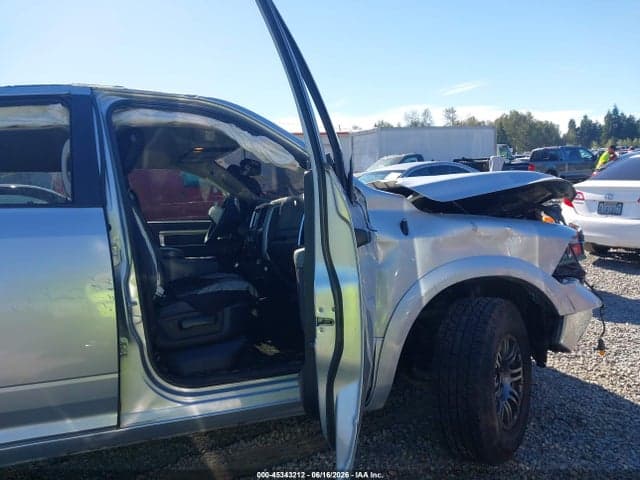 2017 RAM 1500 SLT 5