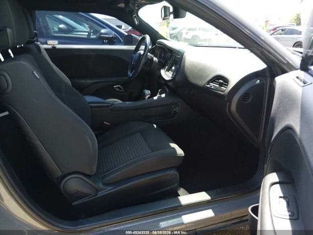 2019 DODGE CHALLENGER SXT 5