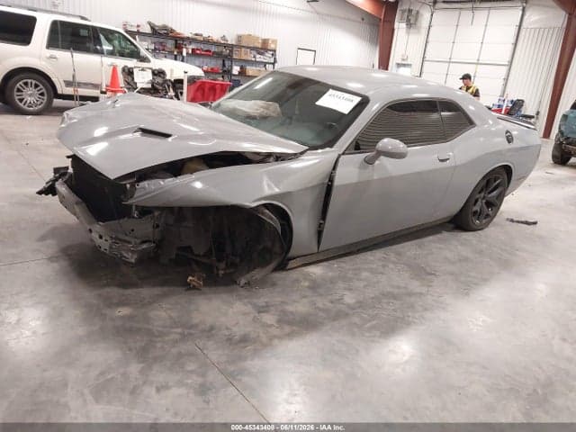 2020 DODGE CHALLENGER SXT 2