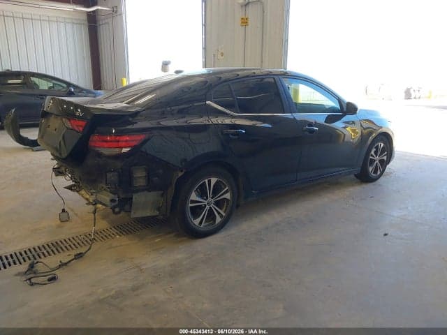 2022 NISSAN SENTRA SV XTRONIC CVT 4