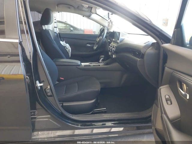 2022 NISSAN SENTRA SV XTRONIC CVT 5