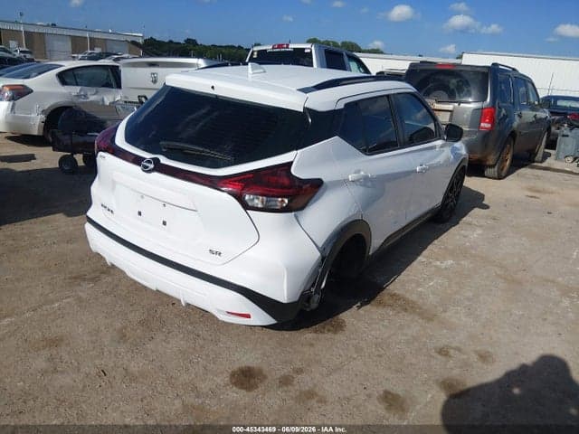 2023 NISSAN KICKS SR XTRONIC CVT 4
