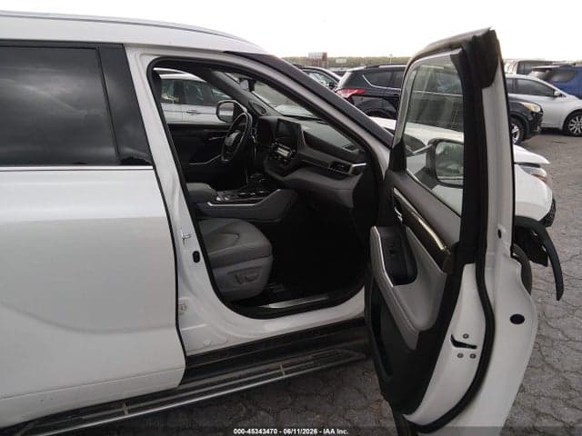 2021 TOYOTA HIGHLANDER PLATINUM 5
