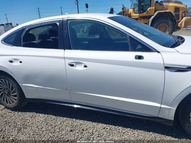 2025 HYUNDAI SONATA HYBRID SEL 6