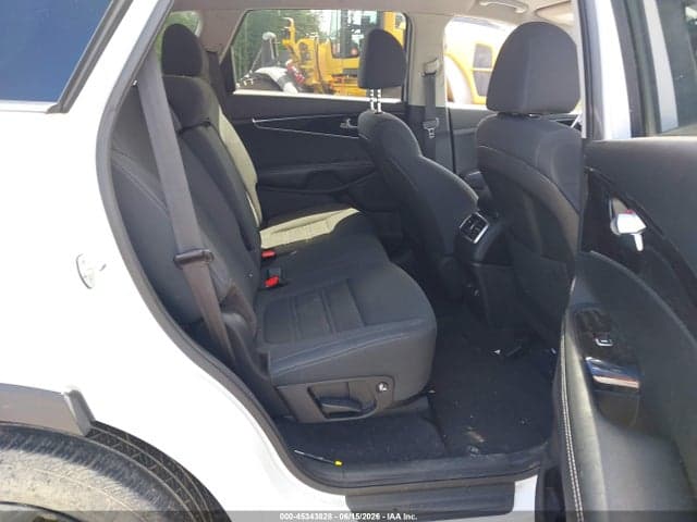 2020 KIA SORENTO 3.3L S 8