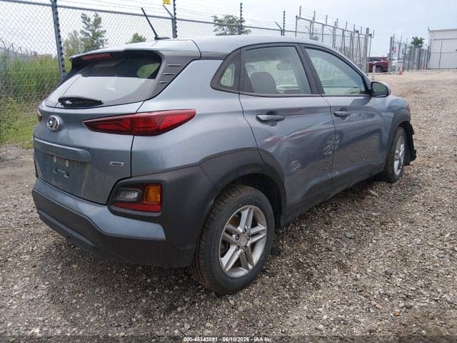 2020 HYUNDAI KONA SE 4