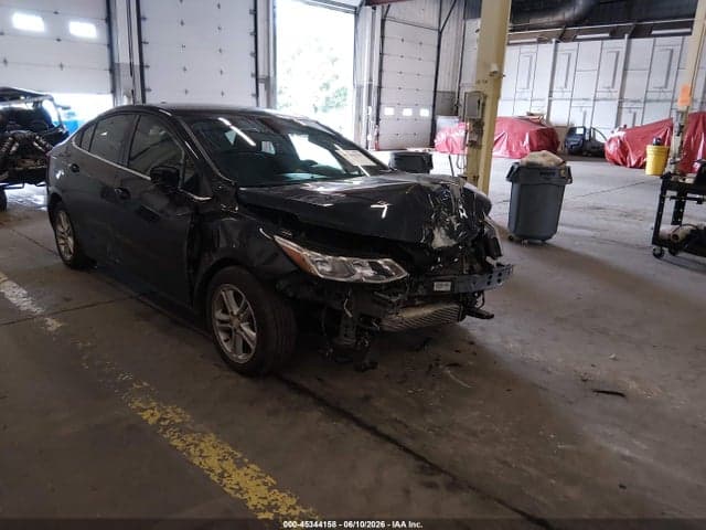 2018 CHEVROLET CRUZE LT AUTO