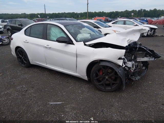 2020 ALFA ROMEO GIULIA TI SPORT AWD - 1