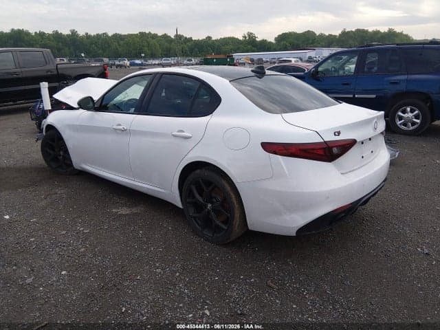 2020 ALFA ROMEO GIULIA TI SPORT AWD 3