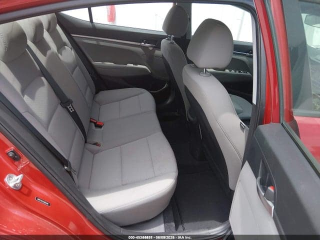 2020 HYUNDAI ELANTRA SE 8