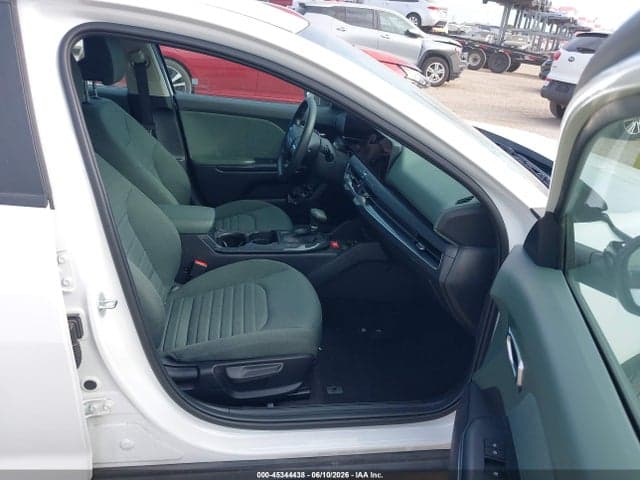 2025 KIA K4 EX 5