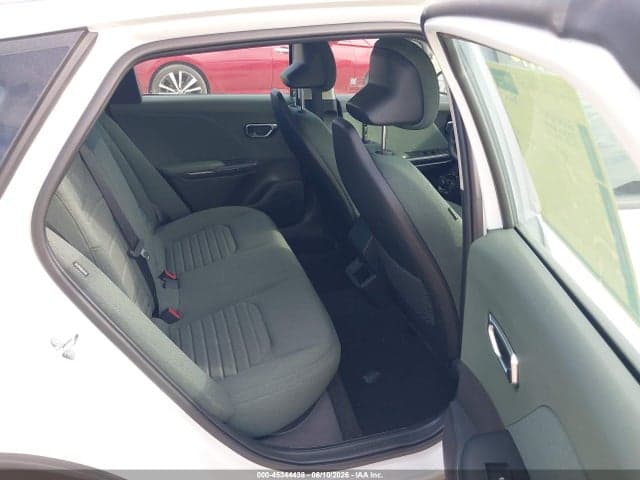 2025 KIA K4 EX 8