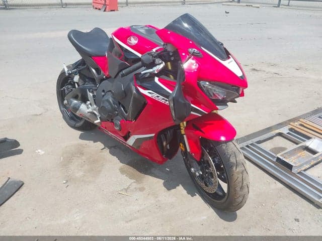 2018 HONDA CBR1000 RR
