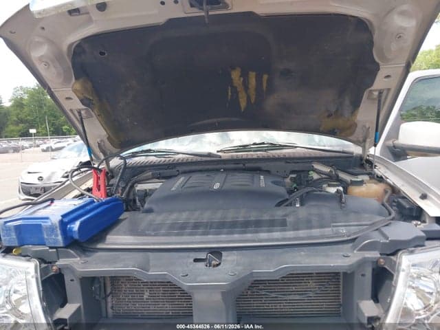 2004 LINCOLN NAVIGATOR 10