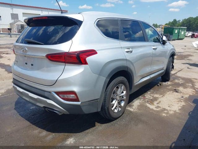 2019 HYUNDAI SANTA FE SE 4