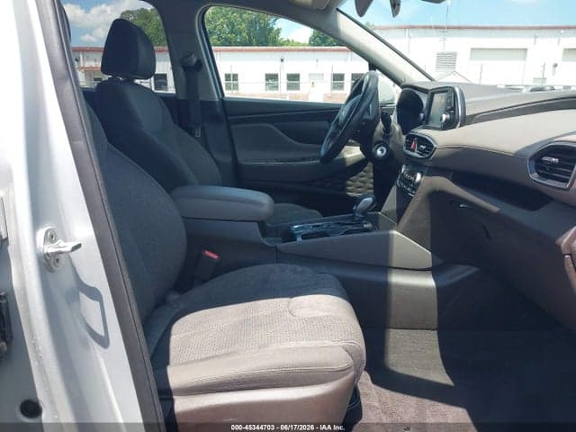 2019 HYUNDAI SANTA FE SE 5