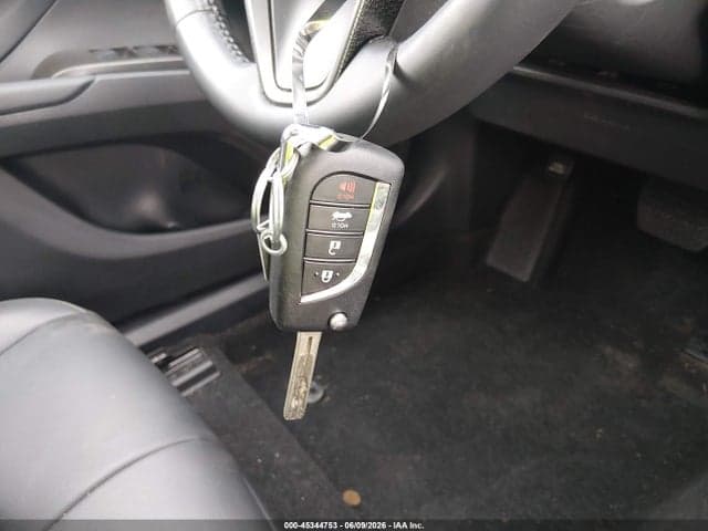 2024 TOYOTA CAMRY SE 11