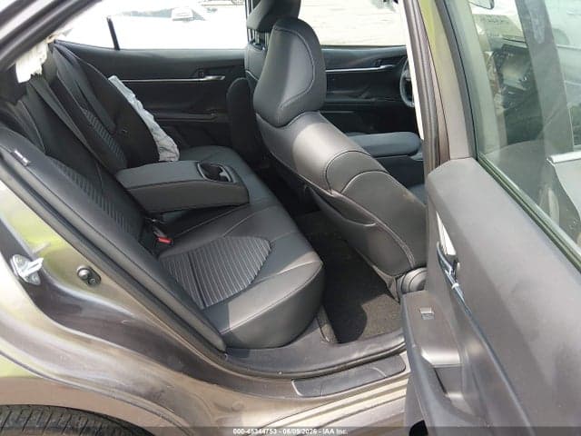 2024 TOYOTA CAMRY SE 8