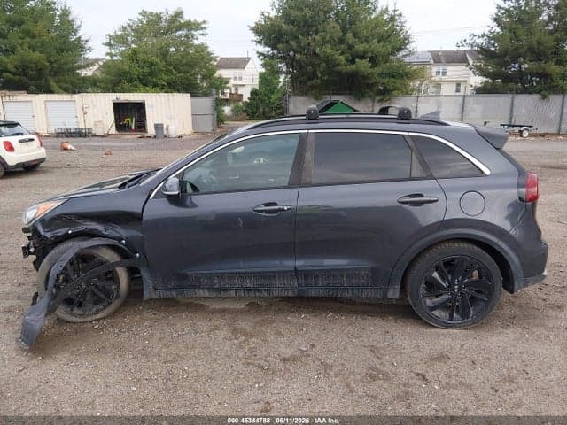 2018 KIA NIRO EX 15