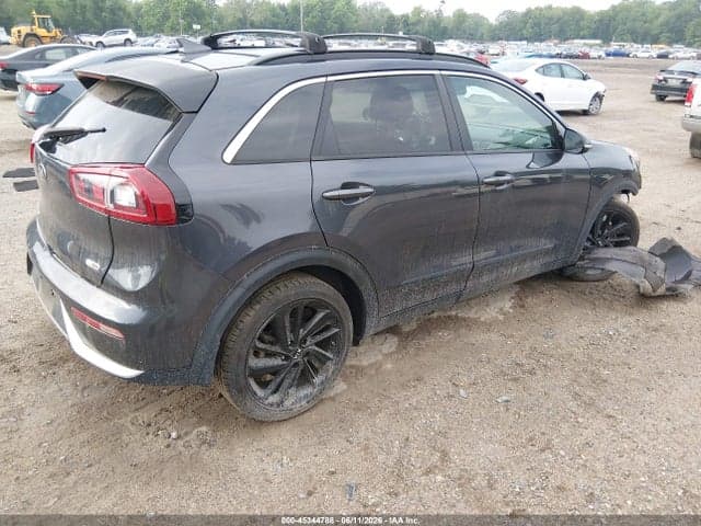 2018 KIA NIRO EX 4