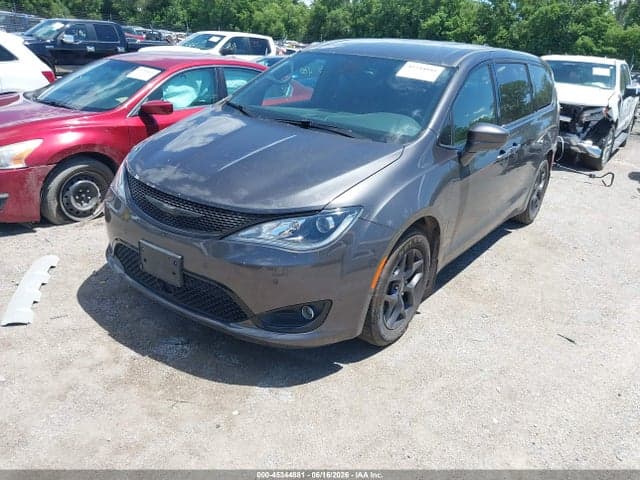2019 CHRYSLER PACIFICA TOURING PLUS 2