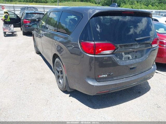 2019 CHRYSLER PACIFICA TOURING PLUS 3