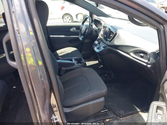 2019 CHRYSLER PACIFICA TOURING PLUS 5