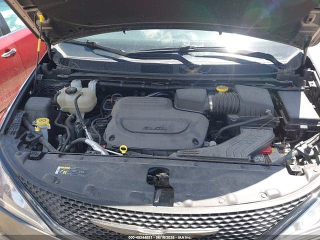 2019 CHRYSLER PACIFICA TOURING PLUS 10
