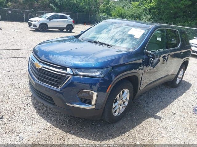 2023 CHEVROLET TRAVERSE FWD LS 2