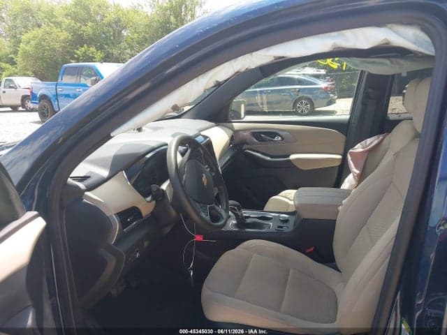 2023 CHEVROLET TRAVERSE FWD LS 5