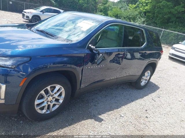 2023 CHEVROLET TRAVERSE FWD LS 6