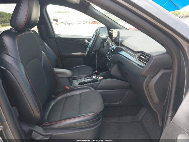 2024 FORD ESCAPE ST-LINE 5