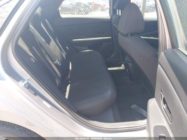 2025 HYUNDAI ELANTRA SEL SPORT 8