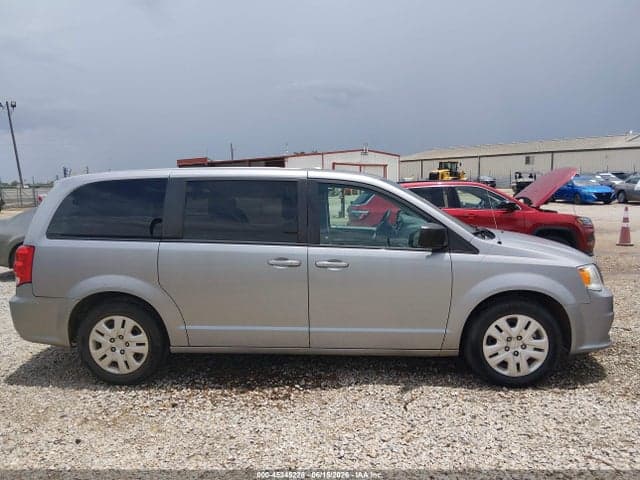 2018 DODGE GRAND CARAVAN SE 14