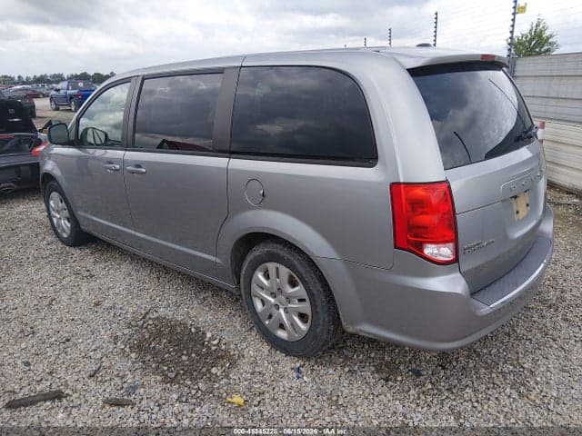 2018 DODGE GRAND CARAVAN SE 3