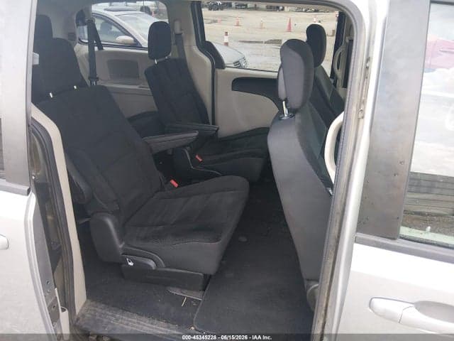2018 DODGE GRAND CARAVAN SE 8