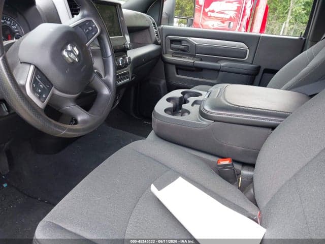 2024 RAM 3500 TRADESMAN 4X4 8' BOX 6