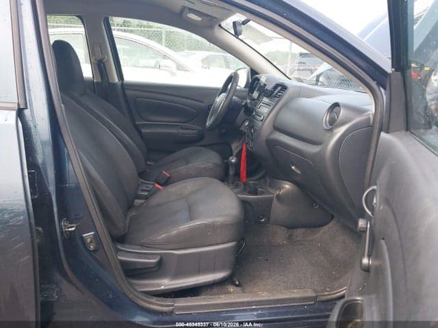 2017 NISSAN VERSA 1.6 S+ 5