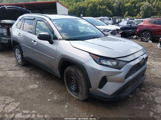 2021 TOYOTA RAV4 LE 1