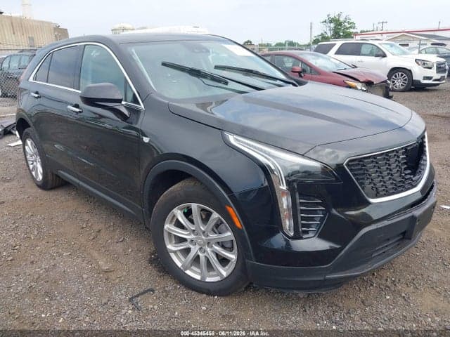 2023 CADILLAC XT4 FWD LUXURY