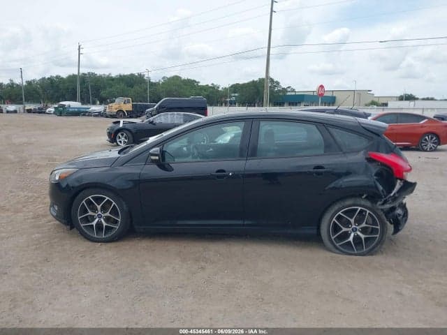 2017 FORD FOCUS SEL 14