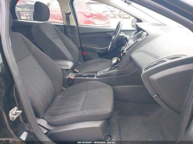 2017 FORD FOCUS SEL 5