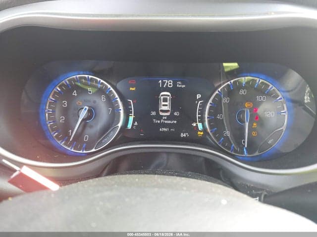 2023 CHRYSLER PACIFICA TOURING L 7