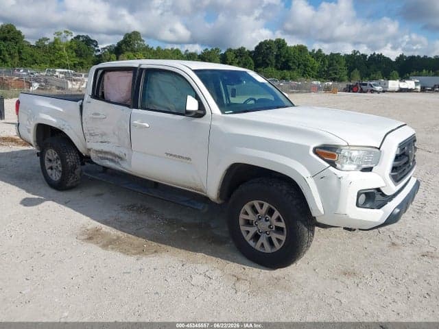 2019 TOYOTA TACOMA SR5 V6 1